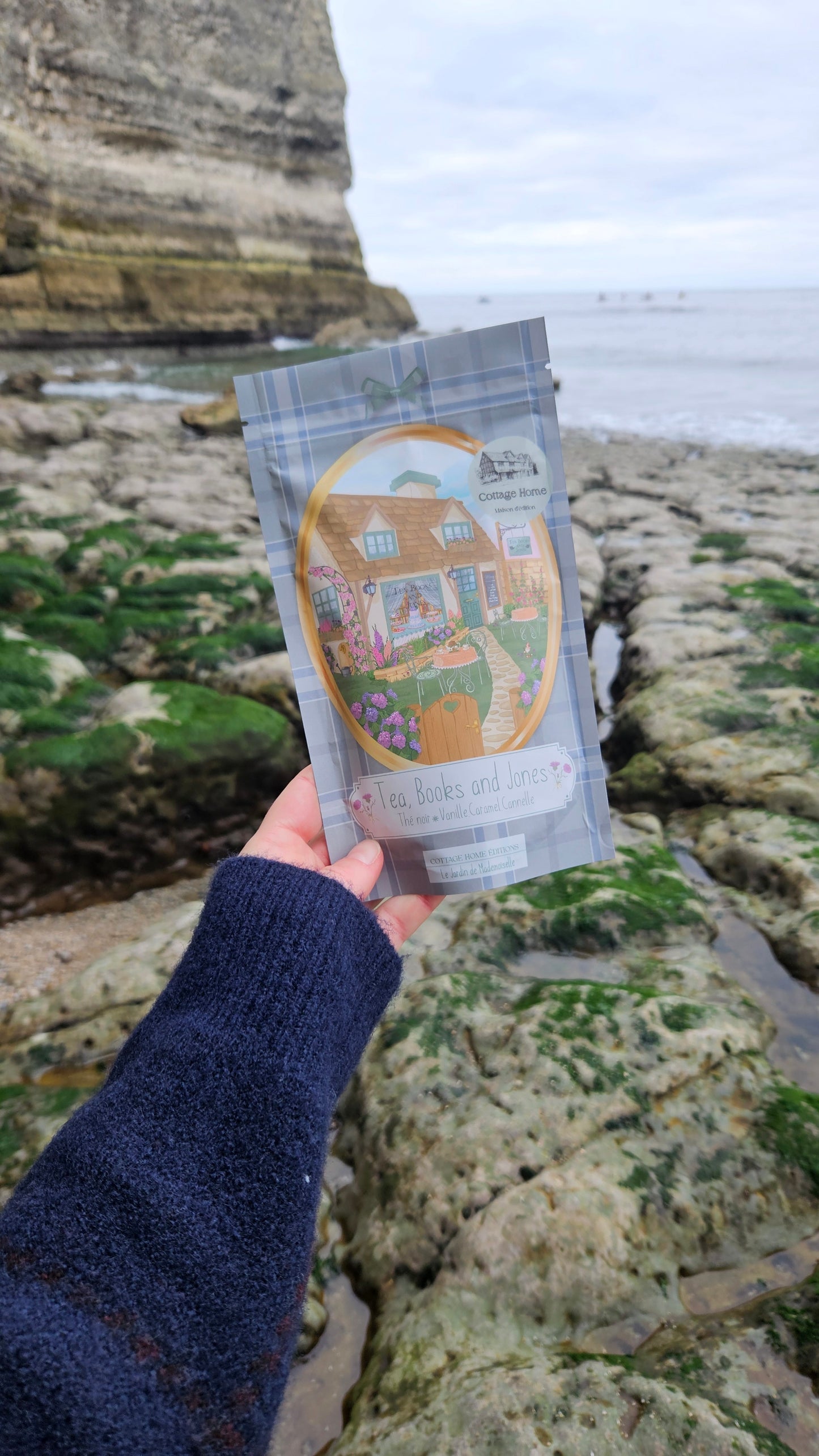 Thé " Tea, Books & Jones "