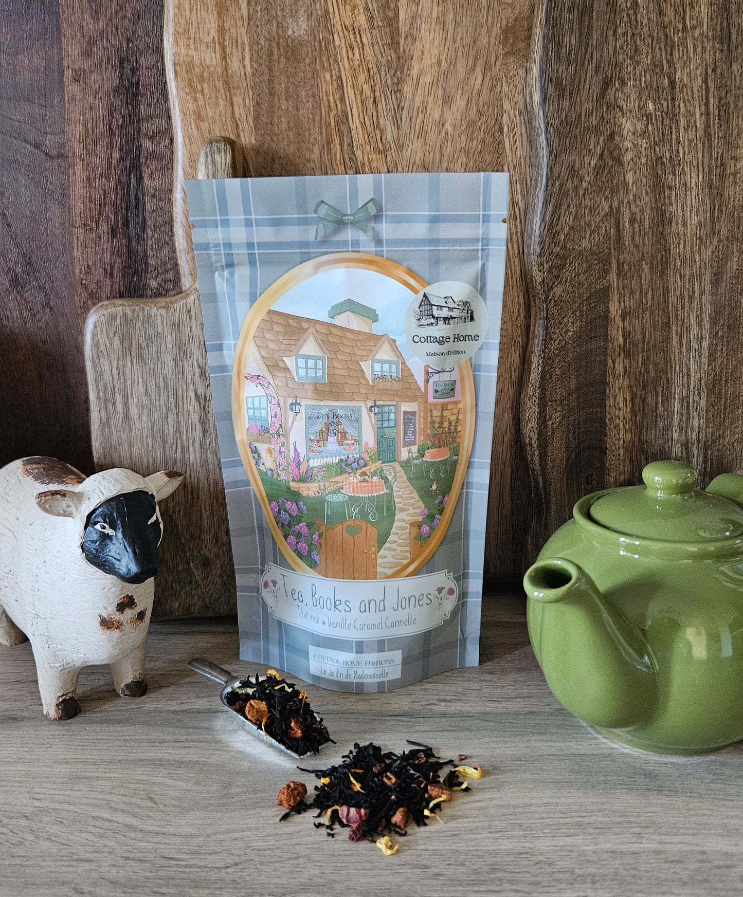 Thé " Tea, Books & Jones "